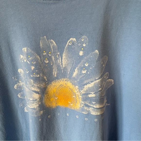 3 Life Is Good Crusher Tees M flaws - Picture 4 of 12